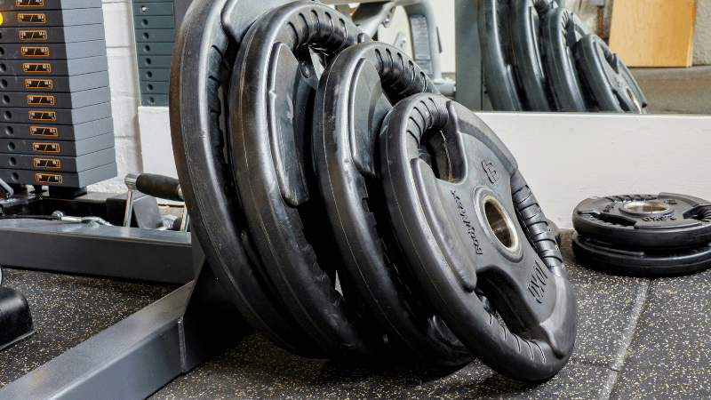 筋トレで使用するトレーニング機器